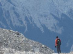 Telephoto of Mark looking over the cliff