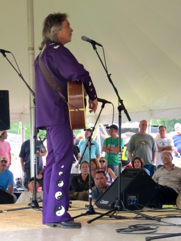 Jim Lauderdale Grass Roots stage