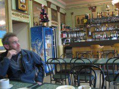 Cris in bar