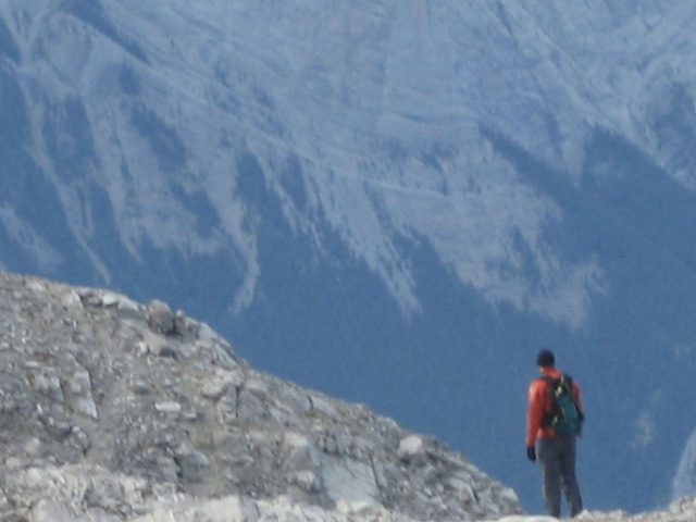 Telephoto of Mark looking over the cliff